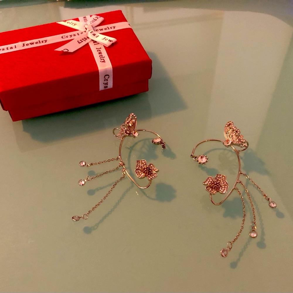 Silver zirconia one piece dual hanging and cuff earrings with gems